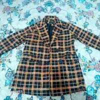 تعدادی وسایل شخصی|لباس|جوانرود, |دیوار