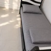 تخت یک نفره به همراه تشک