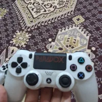 Ps4 اسلیم 2 دسته و دارای کابل شارژر اورجینال