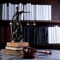 وکیل پایه یک دادگستری