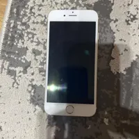 اپل iPhone 6 با حافظهٔ ۶۴ گیگابایت
