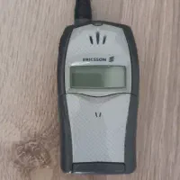 گوشی اریکسون تاشو قدیمی