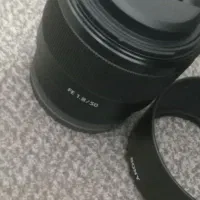 lens Sony f1.8