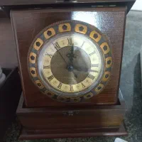 ساعت رو میزی قدیمی