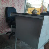 سرایدار زن و مرد برای نظافت