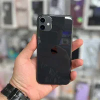 اپل iPhone 11 با حافظهٔ ۲۵۶ گیگابایت