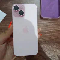 آیفون ۱۵ صورتی عروسک