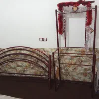 تخت خواب دو نفره|تخت و سرویس خواب|شیراز, وزیرآباد|دیوار