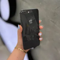 اپل iPhone 8 Plus با حافظهٔ ۲۵۶ گیگابایت|موبایل|کرج, درختی|دیوار