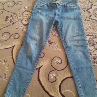 شلوار جین و شلوار مشکی