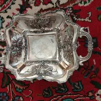 ظرف پذیرایی  پایه دار
