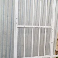 در آهنی
