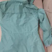 کاپشن|لباس|فیروزه, |دیوار