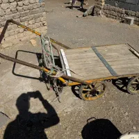 چرخ دستی مناسب حمل بار