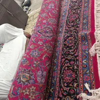 یک عدد قالی دستباف