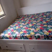 تخت دو نفره