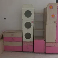 تخت و کمد کودک