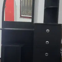 میز ارایش شیک و تمیز