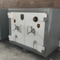 گاوصندوق زیرویترینی|ابزارآلات|دوگنبدان, |دیوار