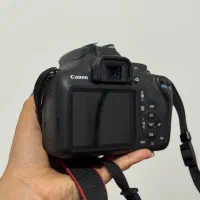 دوربین 2000d درحد نو