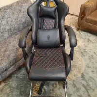 صندلی گیمینگ ماساژور دار
