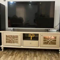 میز تی وی، بوفه ، ساعت