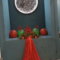 شاگرد ارایشگاه زنانه