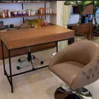 اجاره میز ناخن وتخت فیشیال ومژه درسالن پرمشتری