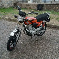 موتور سیکلت ۲۰۰ لیفان