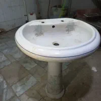 روشویی با پایه سالم