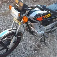 موتور سیکلت ۲۰۰ پرواز