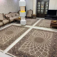 ۵ عدد فرش ماشینی ۷۰۰ شانه در حد نو