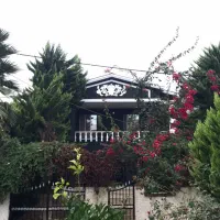 دوبلکس سلطنتی،تاجی به رنگ شب،متفاوت و ماندگار