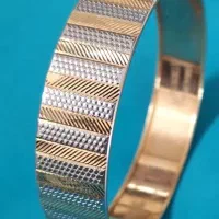 طلاهای نو نو با فاکتور رسمی به قیمت تابلو