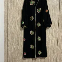 ۳مانتو و ۲کت و یک پالتو عروسکی و یک پیراهن مجلسی