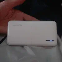 پاور بانک دوگوشی همزمان شارژ میکنه