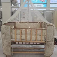 تخت کنارمادر الیت لمسه ترک