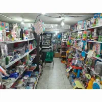 فروشنده جوان