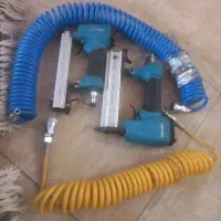 میخکوب و منگنه کوب بادی