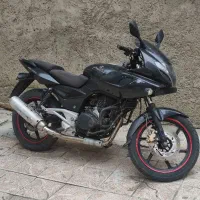 موتور پالس ۲۲۰