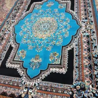 فروش دو عدد. فرش شش متری