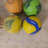 توپ فوتبال والیبال