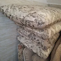 پشتی 4جفت نو و سالم