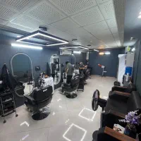 کرایه/اجاره صندلی آرایشگاه و کارآموز و شاگرد|استخدام درمانی، زیبایی، بهداشتی|اصفهان, مهدی آباد|دیوار