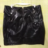 لباس خارجی، شلوار جین و کتان، دامن. کت و شلوار