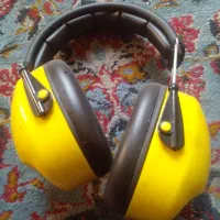 گوشی محافظ صدا