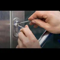 کلیدسازی سیار، باز کردن انواع قفل درمحل،شبانه روزی|خدمات پیشه و مهارت|ارومیه, |دیوار