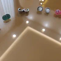 گوشواره آویز و چسبی|بدلیجات|پرند, فاز ۱|دیوار