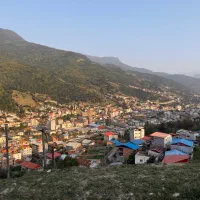 ویلایی-در-خیابان-منوچهری