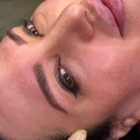 میکروبلیدینگ ابرو